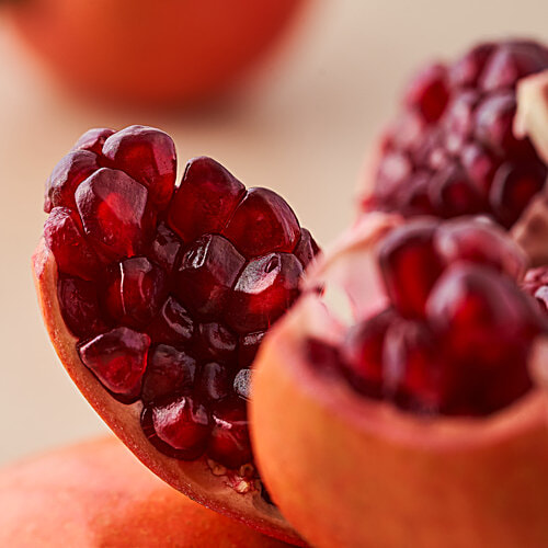 20000709-4_5-fresho-pomegranate.jpg